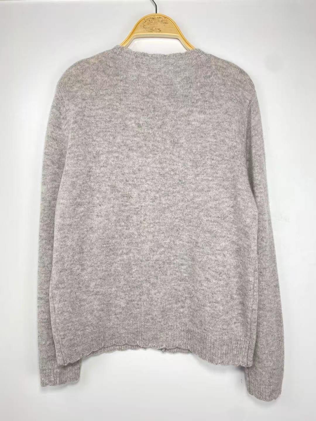 100% Wool Soft Knit Cardigan – Gray – Gray