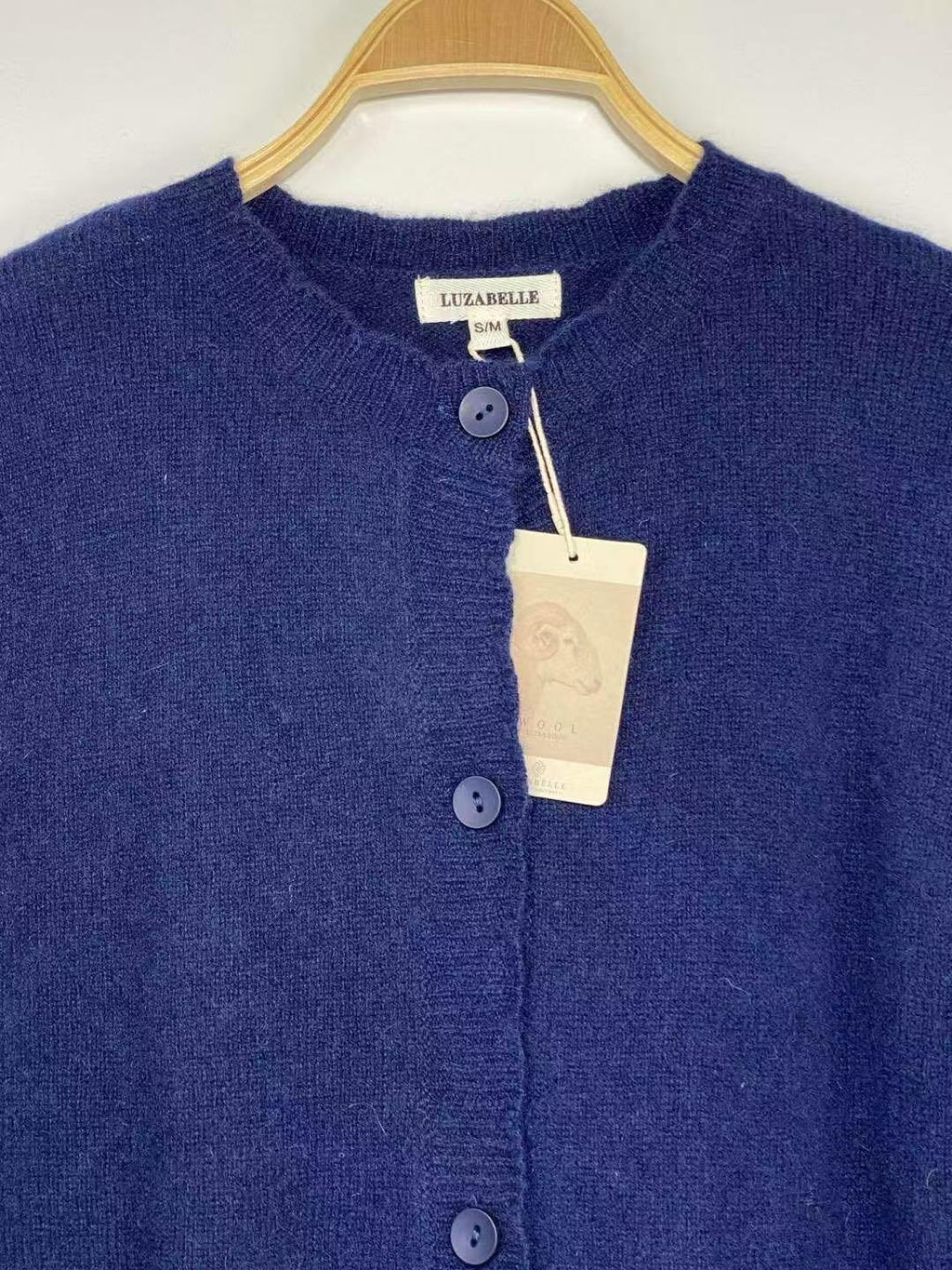 100% Wool Soft Knit Cardigan – Navy – Navy
