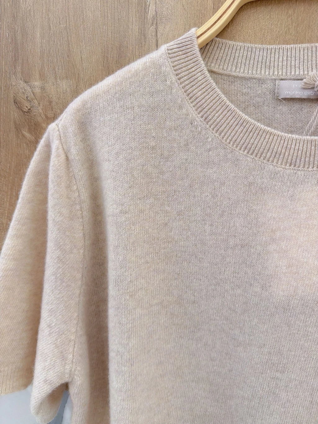 100% Wool Soft Knit Short-Sleeve Sweater – Beige