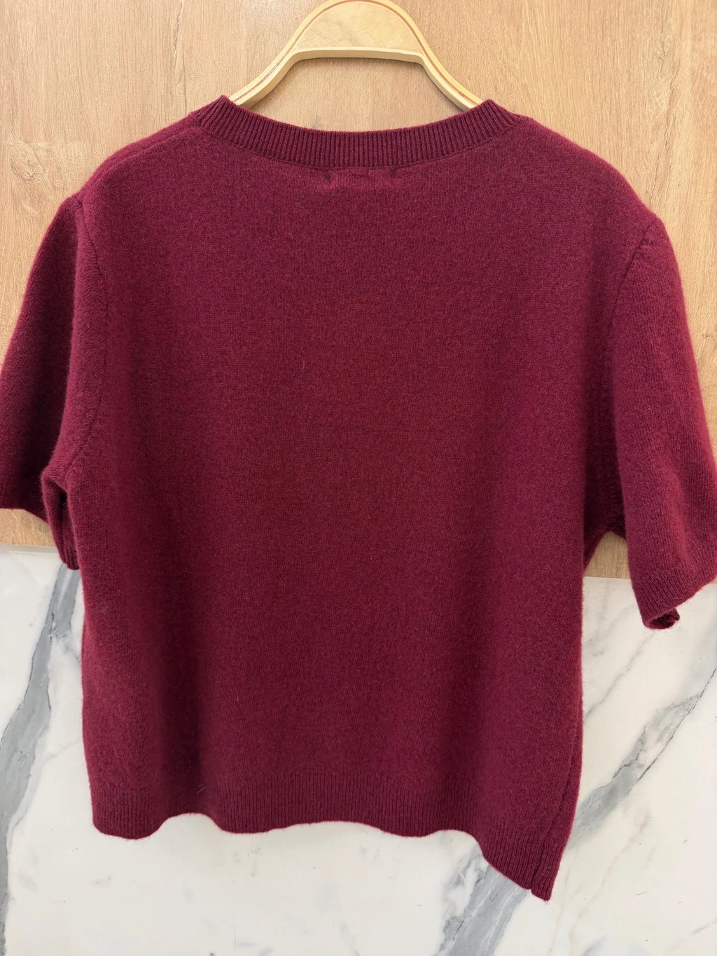 100% Wool Soft Knit Short-Sleeve Sweater – Burgundy
