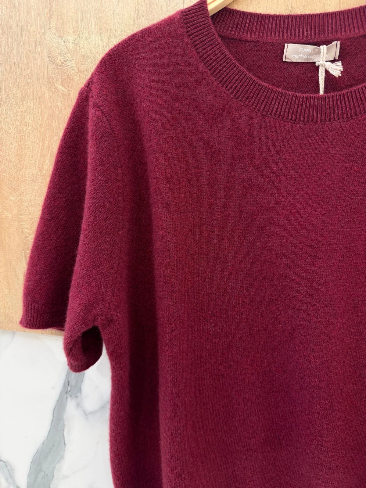 100% Wool Soft Knit Short-Sleeve Sweater – Burgundy