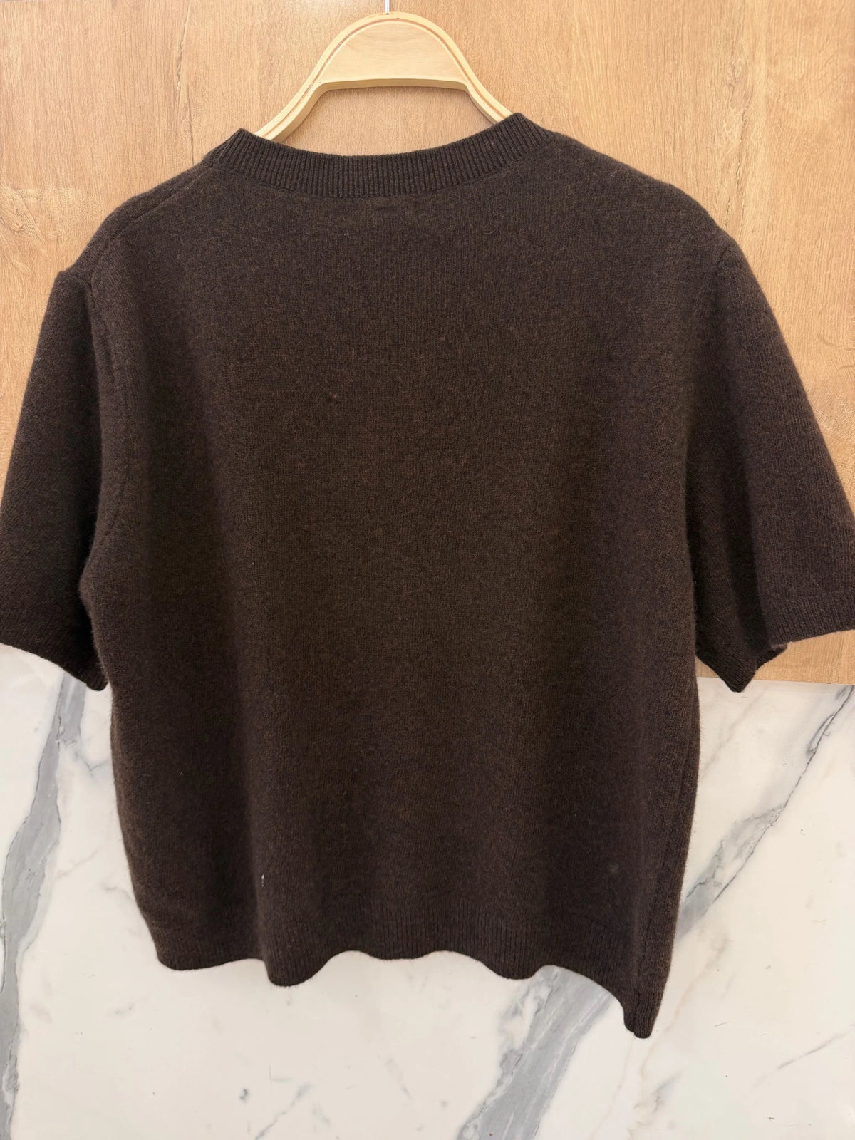 100% Wool Soft Knit Short-Sleeve Sweater – Chocolate