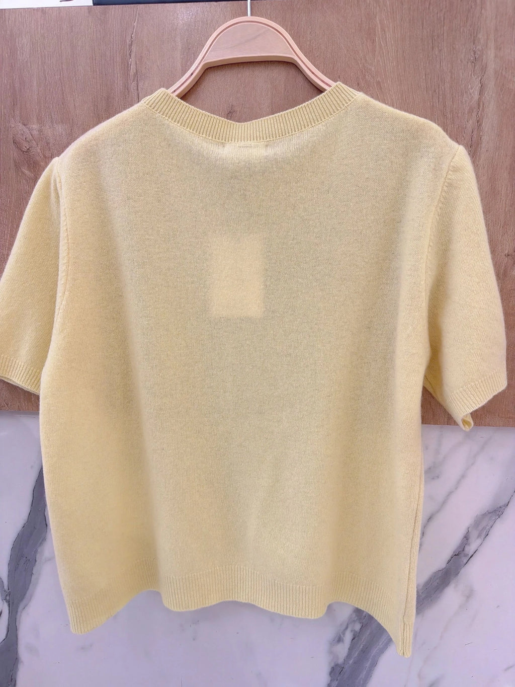 100% Wool Soft Knit Short-Sleeve Sweater – Yellow