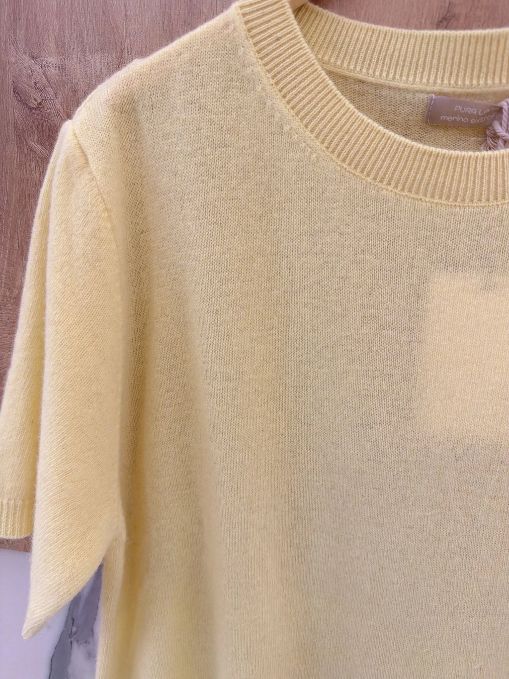 100% Wool Soft Knit Short-Sleeve Sweater – Yellow
